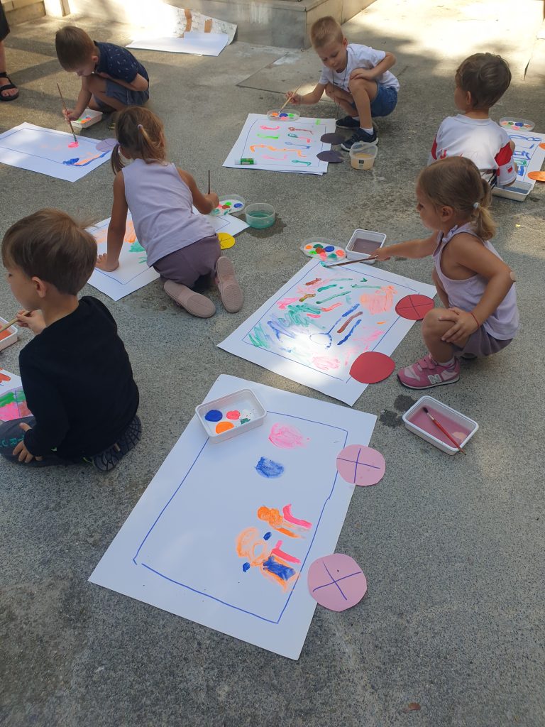 Pierwsze tegoroczne zajęcia naszych Małych Odkrywców w ramach oddziałów dziecięcych