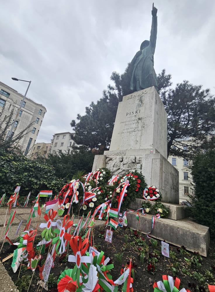 Wolność, która łączy narody – uczciliśmy urodziny generała Bema w sercu Budapesztu.