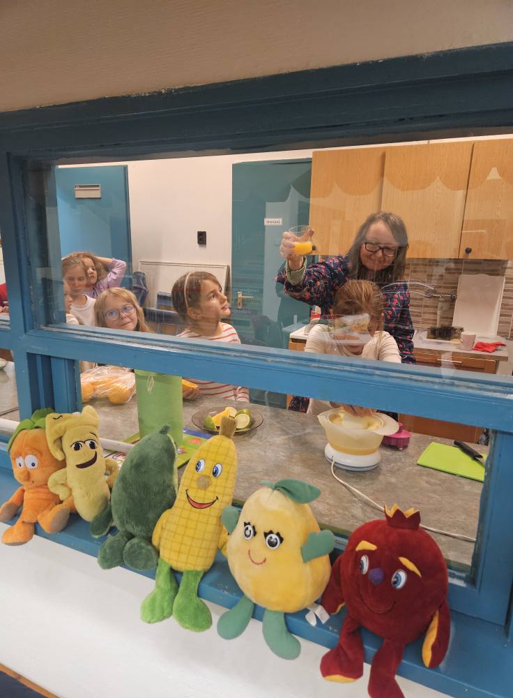 WITAMINY JESIENI – KOLORY, SMAKI I WSPÓLNA ZABAWA!