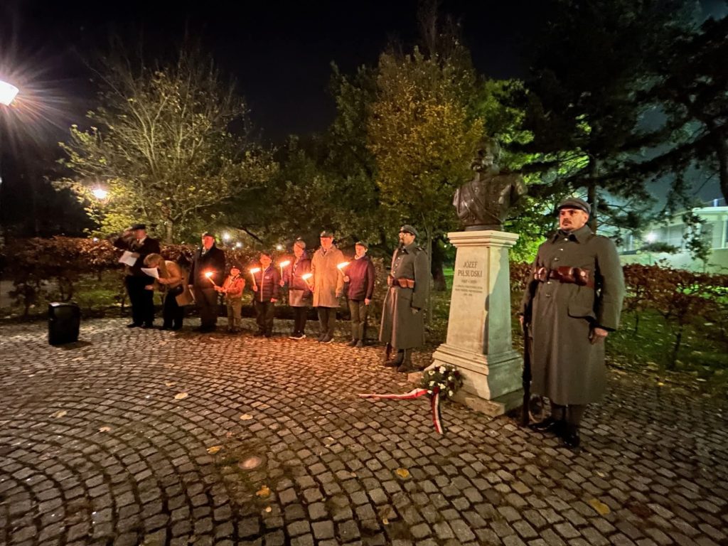 Hołd dla Niepodległej: Delegacja szkolna na uroczystościach polonijnych w Budapeszcie (9-11.11.2025).